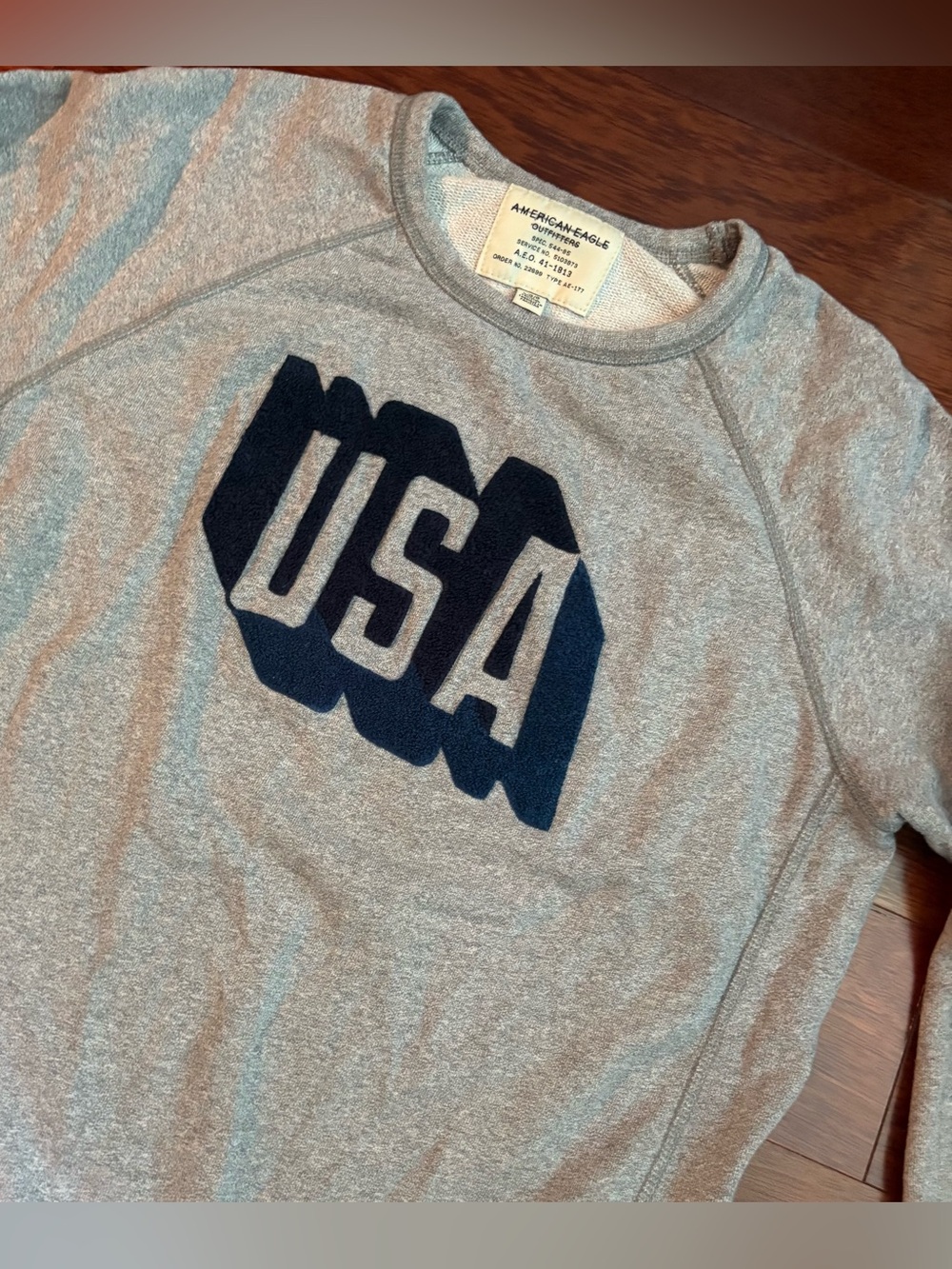 American Eagle Outfitters USA Sweatshirt Crew Neck Gray Blue Patch Women’s Large